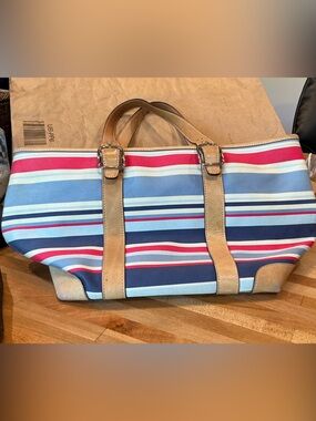 Vintage Hampton Coach Tote